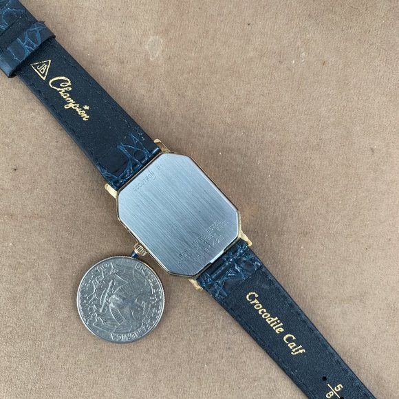 VINTAGE Bulova ACCUTRON Swiss Quartz Tank Watch - Picture 5 of 7